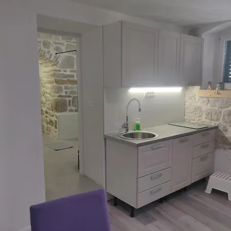 Stone Apartment Split