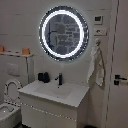 Apartment Stone *